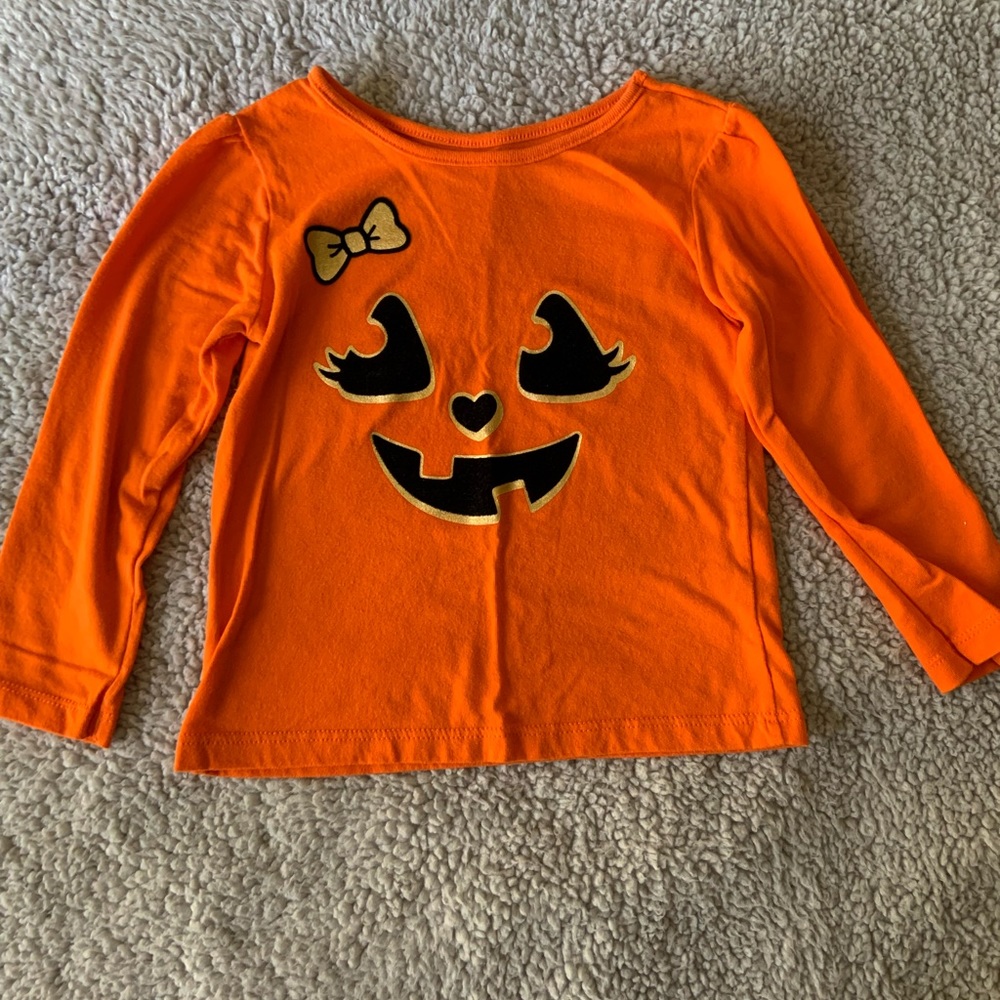 Girls Halloween long sleeve shirt.